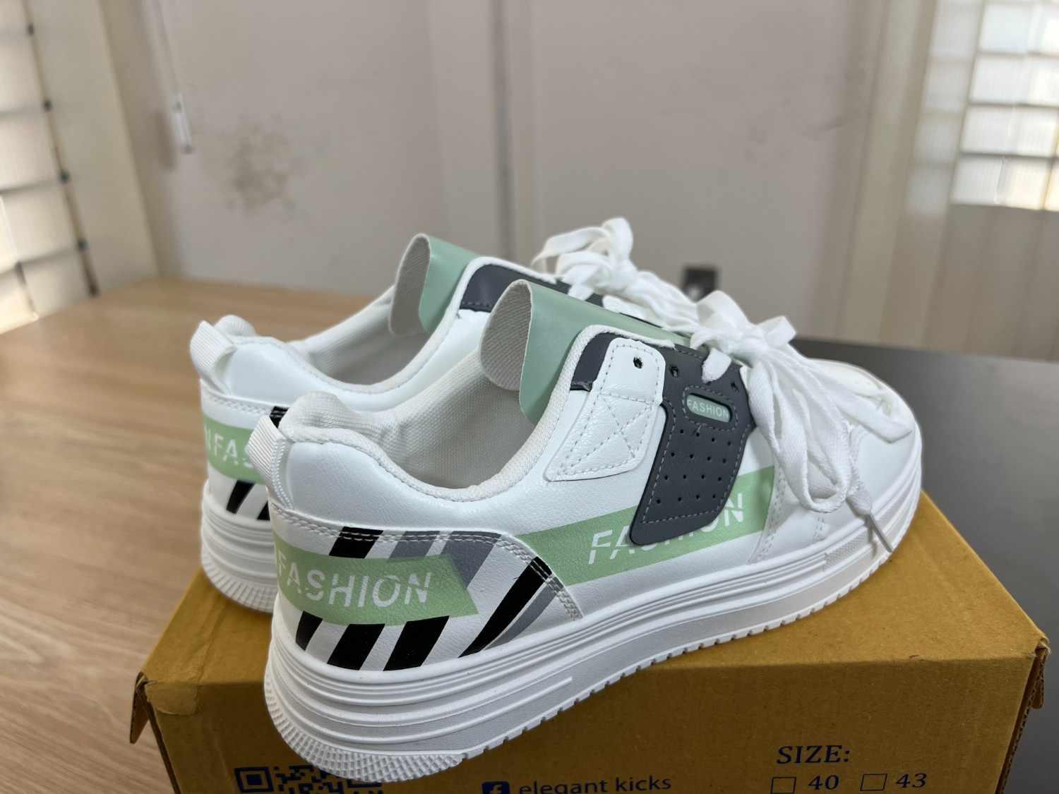 MintEdge Fashion Sneakers